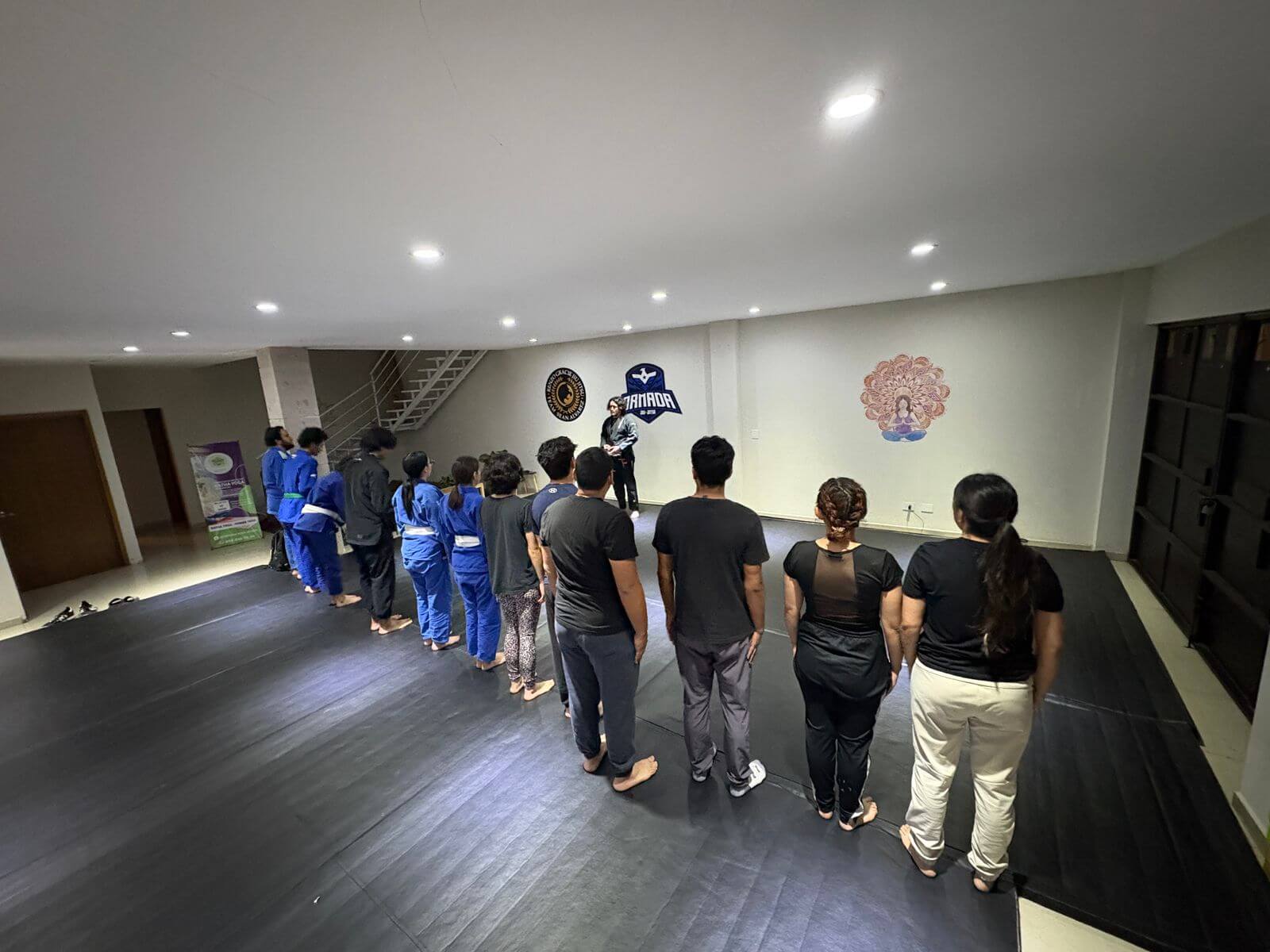 Área de vestidores y regaderas